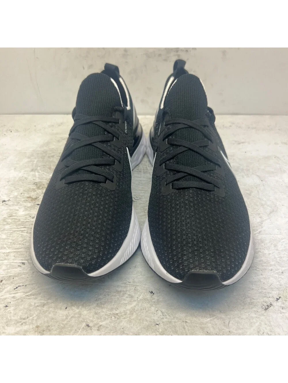 Nike Men’s React Infinity Run Athletic Running Sneakers Black/White Size 14M